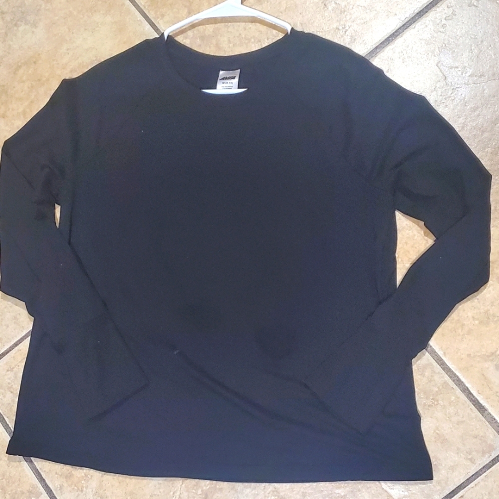 (MUST BUNDLE)All black AVIA Athletic long sleeve shirt| Size Medium